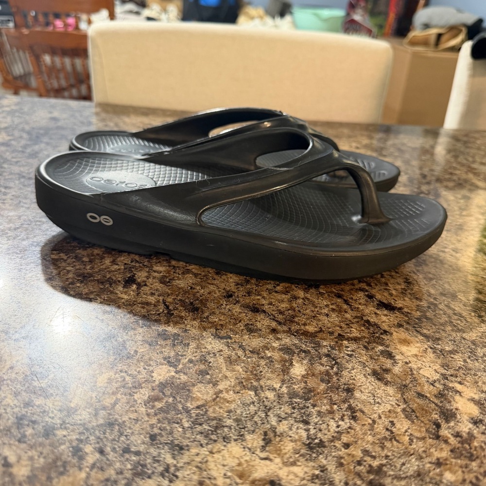 OOFOS OOriginal Recovery Sandals Black Women 10 Thong Flip Flops Comfort